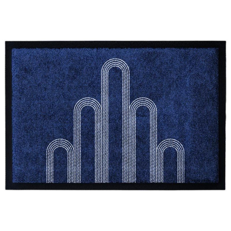 Waschbare Fußmatte von Glücksmatte.com mit dem Design des Darmstädter Hochzeitsturms. Farbe Blau mit Hellgrau. Mit 2cm Gummirand. Umweltfreundlich in Deutschland hergestellt.