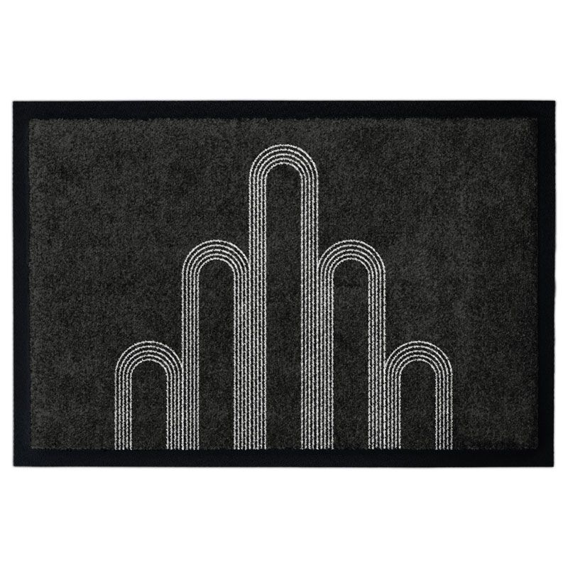 Waschbare Fußmatte von Glücksmatte.com mit dem Design des Darmstädter Hochzeitsturms. Farbe Anthrazit mit Hellgrau. Mit 2cm Gummirand. Umweltfreundlich in Deutschland hergestellt.