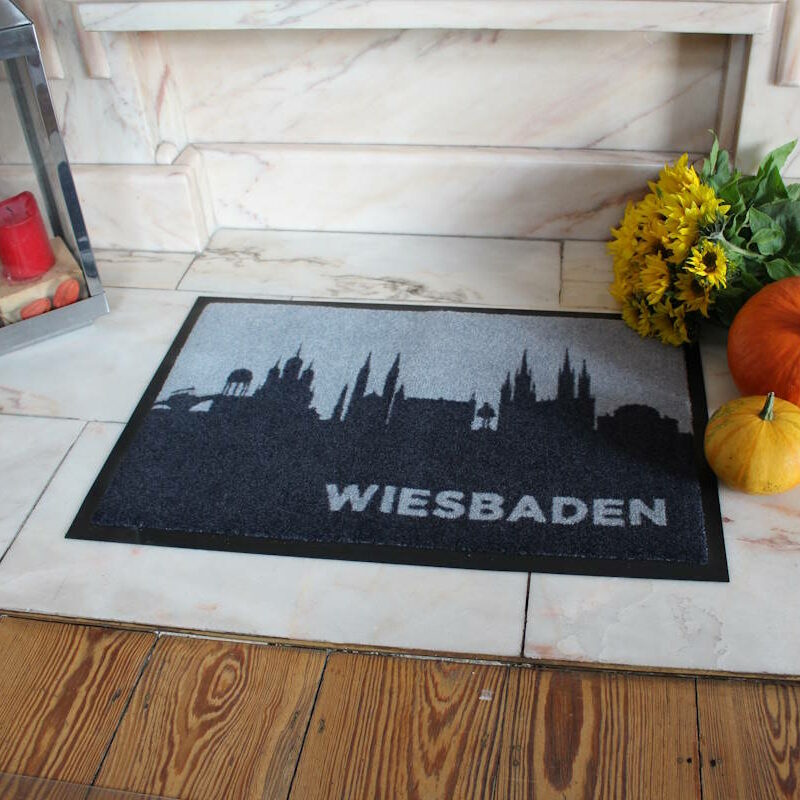 Fußmatte mit Skyline Wiesbaden in Grau-Schwarz