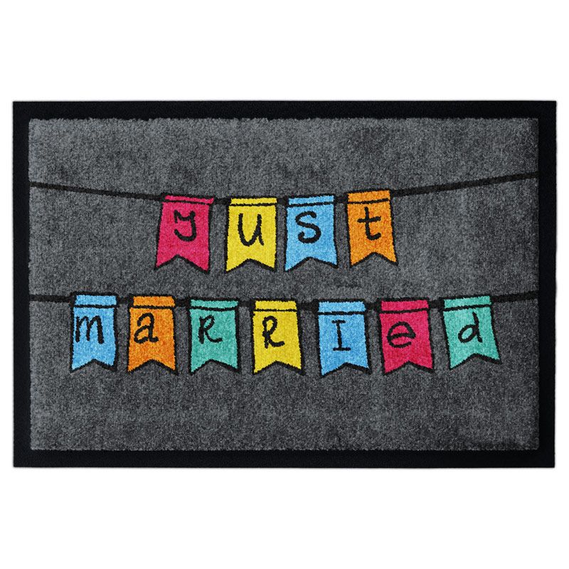 Fußmatte für Hochzeit mit Aufschrift "Just Married", bunte Wimpel auf Grau, mit Gummirand