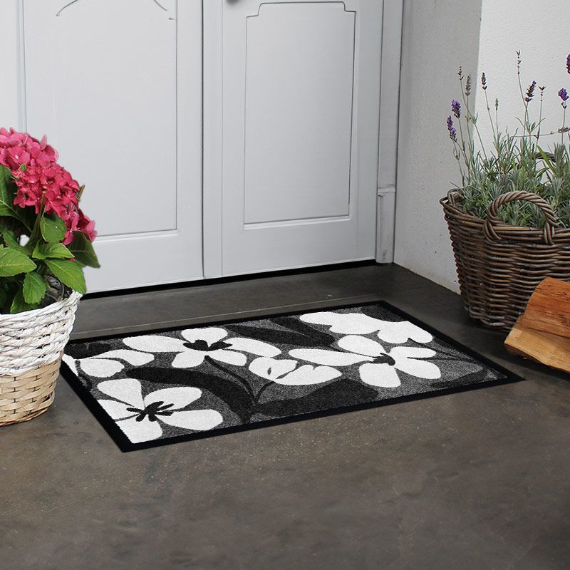 Waschbare Fußmatte mit japanischem Blumenmuster in Schwarz-Weiß, Produktbild, mit oder ohne Gummirand