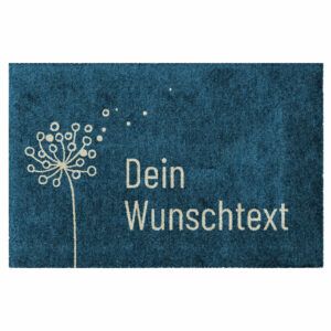 Personalisierbare Fußmatte mit einer Pusteblume auf Blau-Grünem Hintergrund und Wunschtext. Ohne Gummirand.